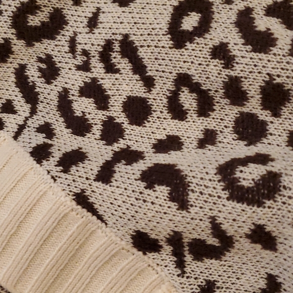 Leopard sweater - Picture 4 of 4